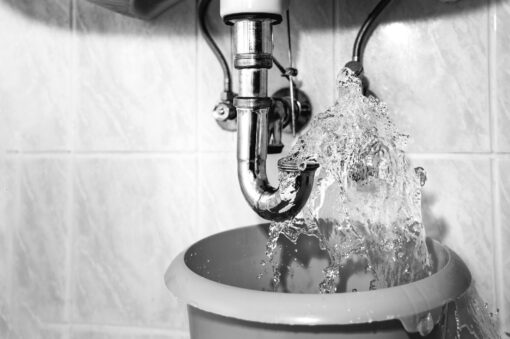 Common plumbing problems in Pomona, California